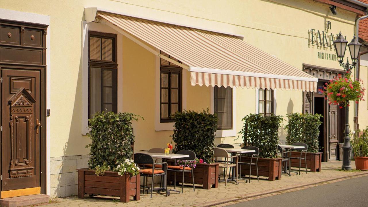 토코이 Fakapu Pince Es Panzio B&B 외부 사진